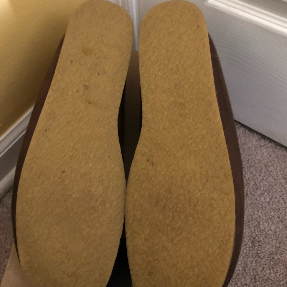 Men’s Clarks Wallabees - Picture 3 of 4